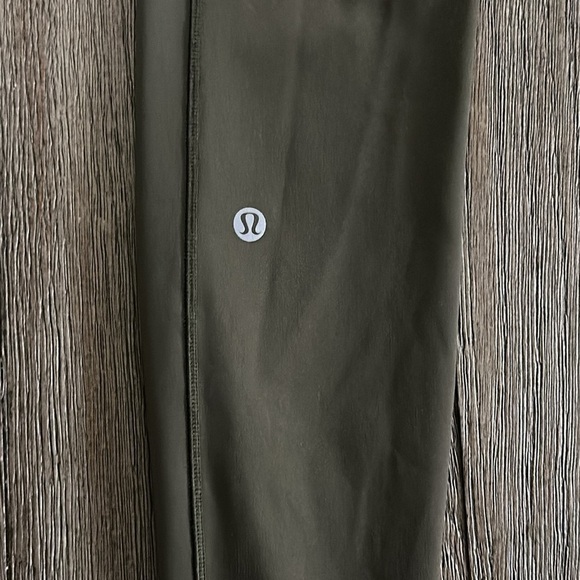 Lululemon Speed Up Tight Full-On Luxtreme - Picture 5 of 9